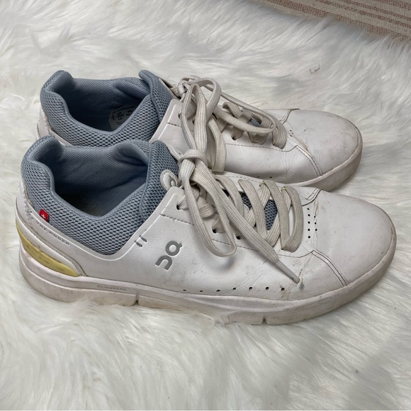 | OnRunning | Roger shoes. Size 9. - Picture 1 of 5